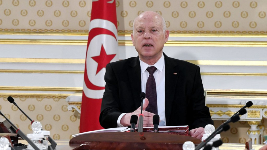 Tunisie: Saied prolonge le gel du Parlement et appelle à de nouvelles élections