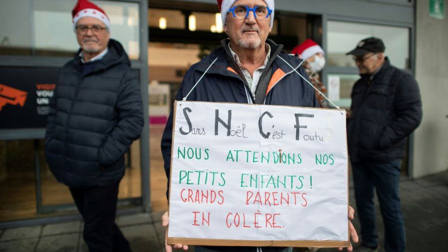 Grève des contrôleurs en France: Noël perturbé, Nouvel An sauvé