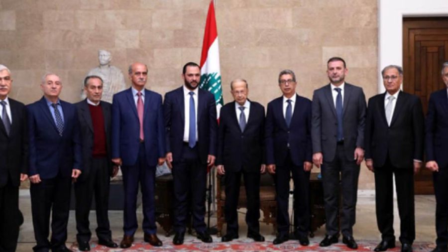 Aoun appelle à la tenue du Conseil des ministres