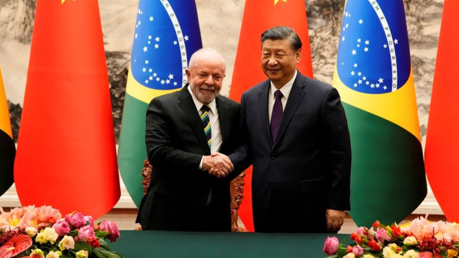 Xi Jinping promet de \
