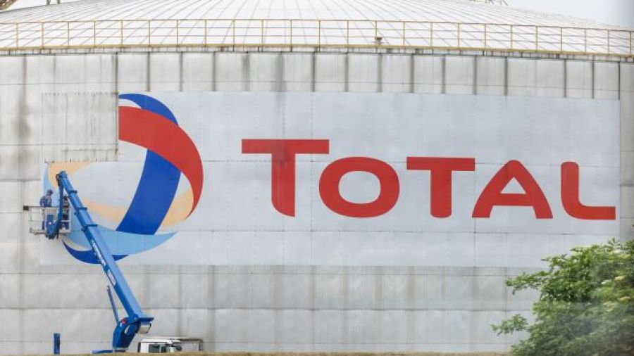 L'Europe s'attaque aux superprofits des majors pétroliers