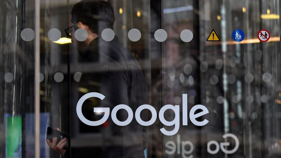 Google lance son robot Bard, concurrent de ChatGPT