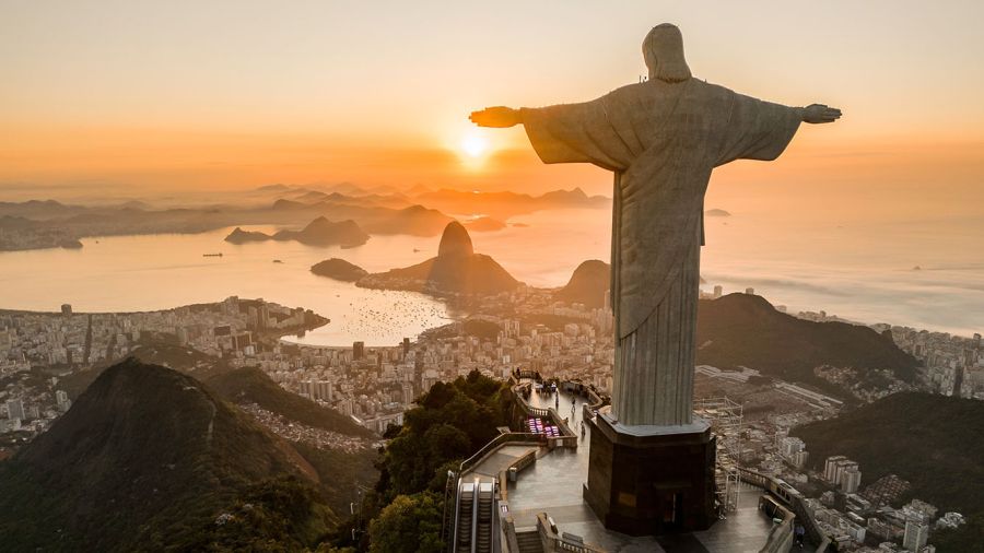Brésil: pourquoi la foudre épargne (presque) toujours le Christ Rédempteur?
