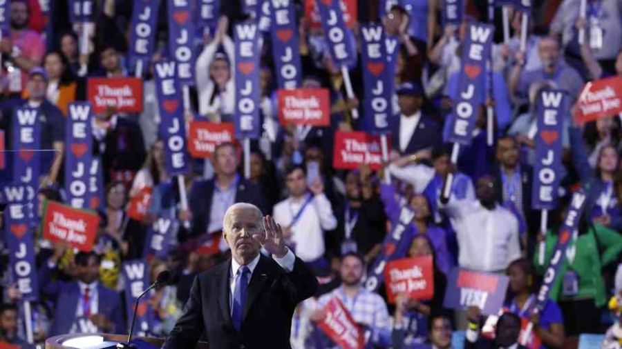 Emmenés par Obama, les démocrates s'apprêtent mardi à sacrer Harris
