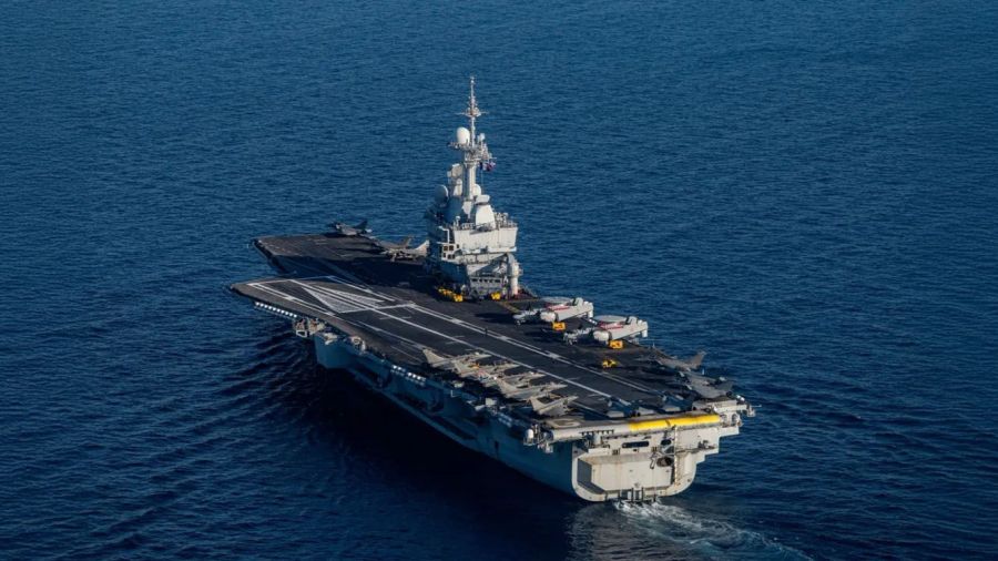 Ormuz: le porte-avions français Charles-De-Gaulle prépositionné dans la région