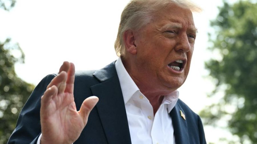Trump souffre d'une insuffisance veineuse, après avoir fait état de jambes enflées