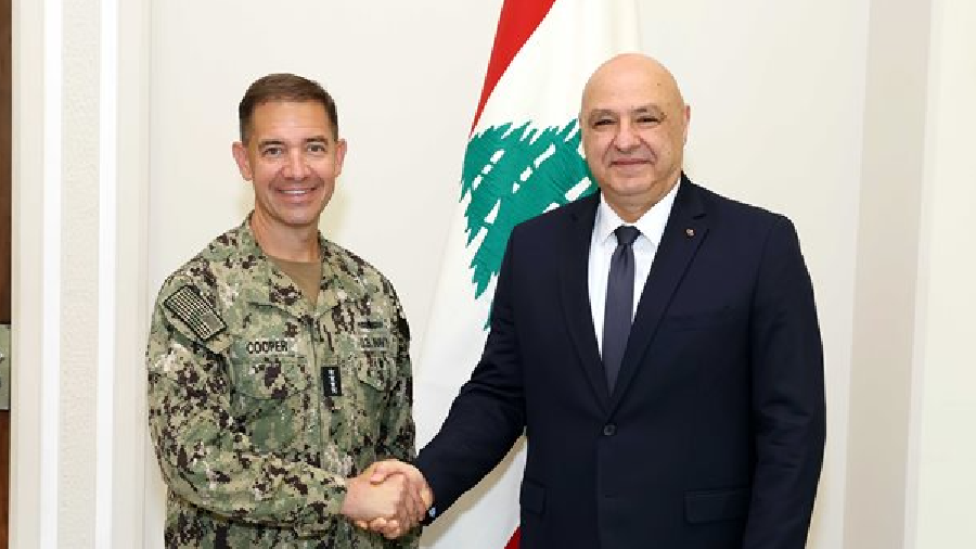 Aoun salue la coopération avec les États-Unis à l'issue d'une rencontre avec le chef du Centcom