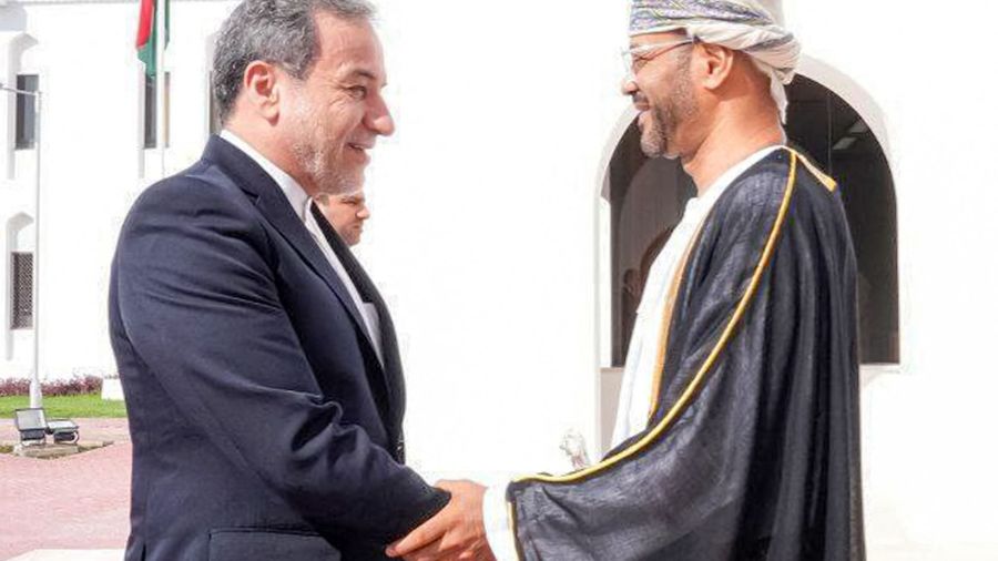 Comment le sultanat d'Oman, jugé trop proche de l'Iran, s'est attiré les foudres de Trump