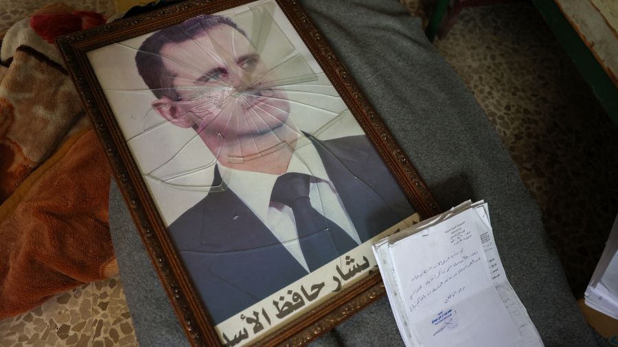 Le pouvoir syrien met en garde contre les «actes de vengeance» visant des soutiens d'Assad