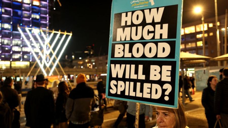 Le retard de l’aide humanitaire à Gaza menace la libération d’otages, selon le Hamas