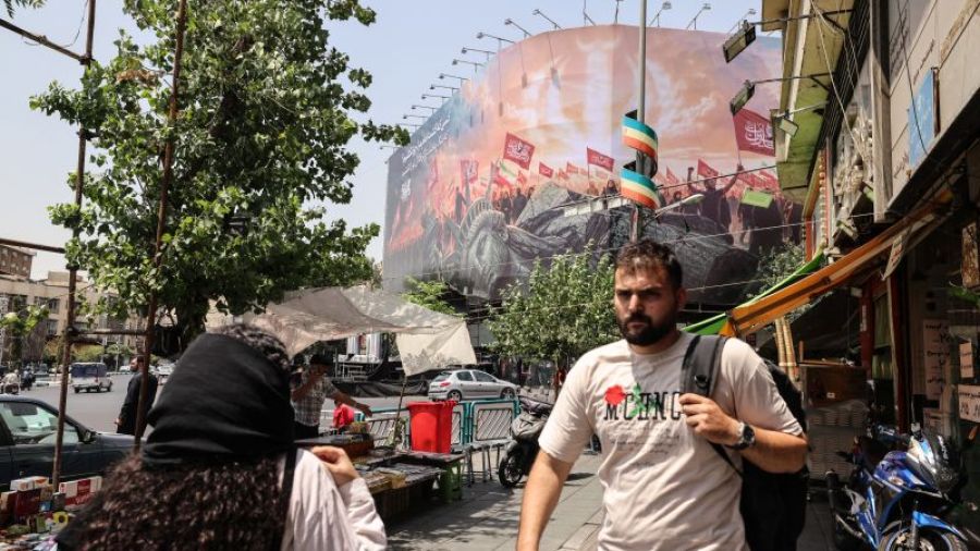 L'Iran interdit le retour de deux diplomates français détenus brièvement en juillet