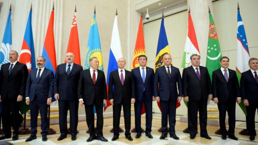 Le Kazakhstan, engagé dans un dangereux exercice d'équilibriste