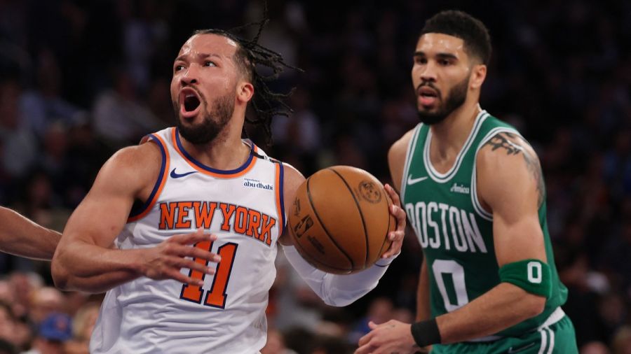 Play-offs NBA: les Knicks dominent Boston et mènent 3-1, Tatum se blesse