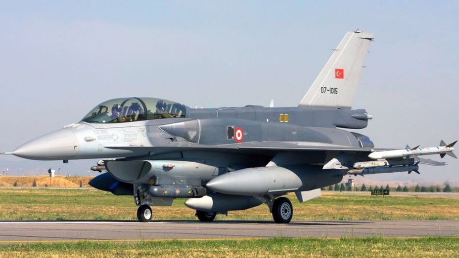 Ukraine: Biden autorise la livraison de F16