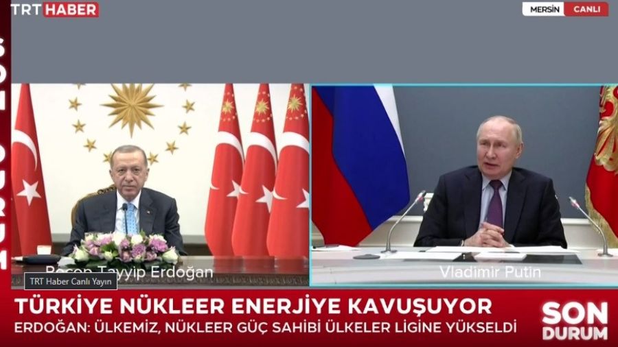 Erdogan couvert d'éloges par Poutine