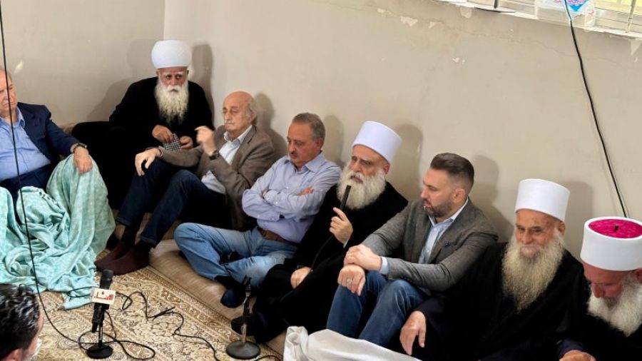 Walid Joumblatt appelle à l’unité nationale et à la neutralité