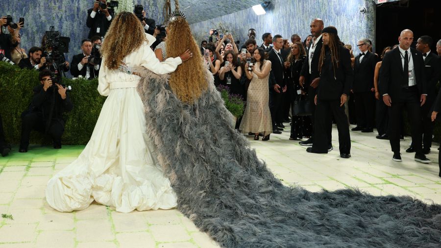 Au Met Gala, la mode s'érige en art, sans faire de folie