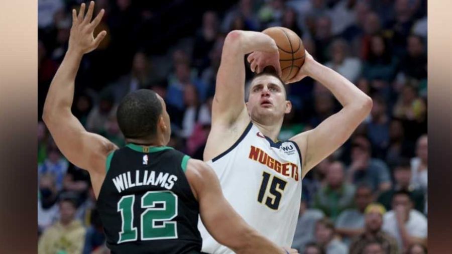 NBA: les Nuggets de Jokic raflent le choc de début d'année face aux Celtics