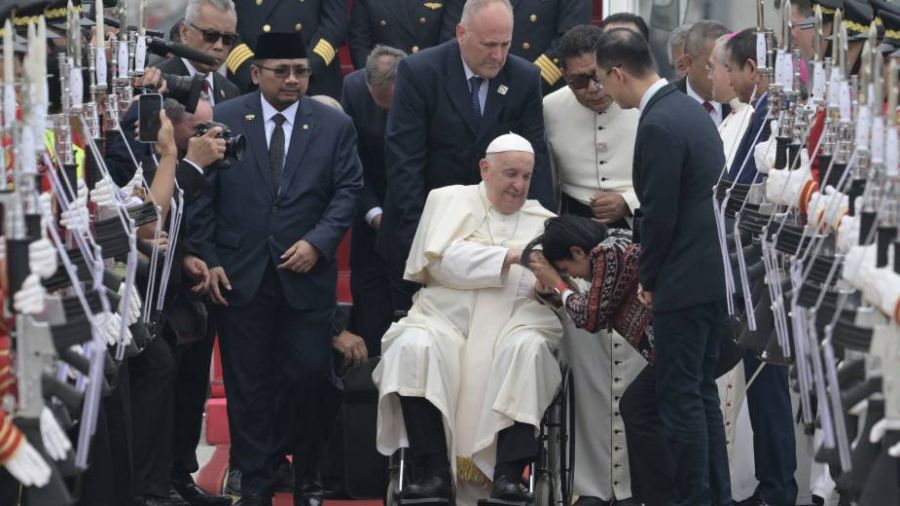 Le pape en Indonésie, première étape d’une tournée marathon en Asie-Pacifique