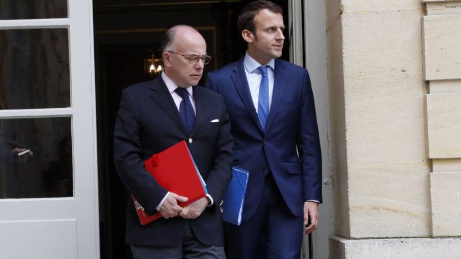 Premier ministre: ultimes consultations, Cazeneuve à l'Elysée avant Bertrand