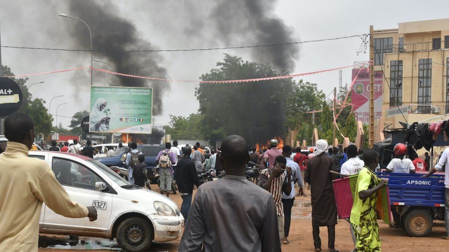 Niger: à peine installée, la nouvelle junte vise la France