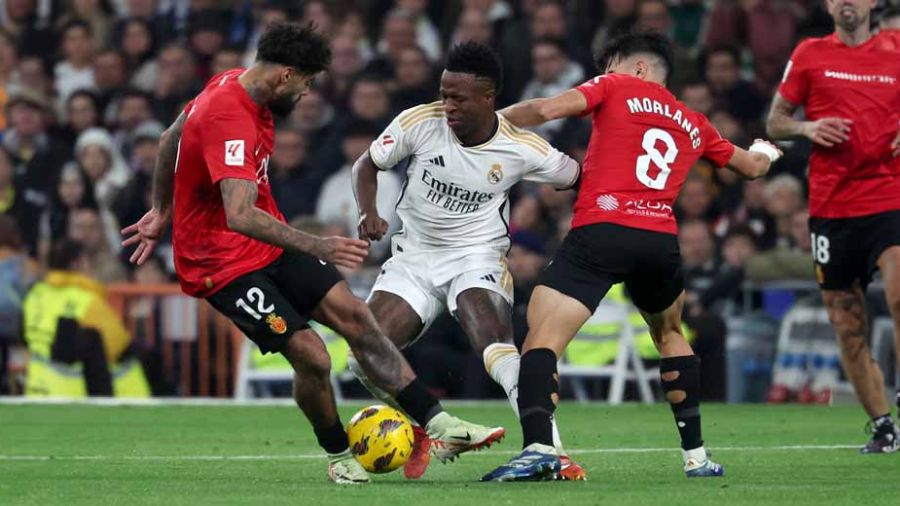 Girona remporte un thriller contre l'Atlético, restant à égalité avec le Real Madrid