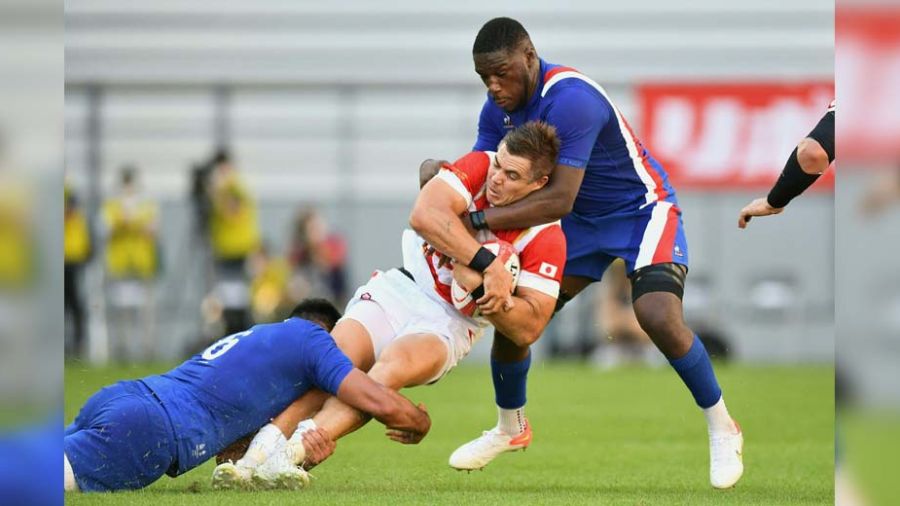 Yoan Tanga, un mélomane au cœur de la mêlée