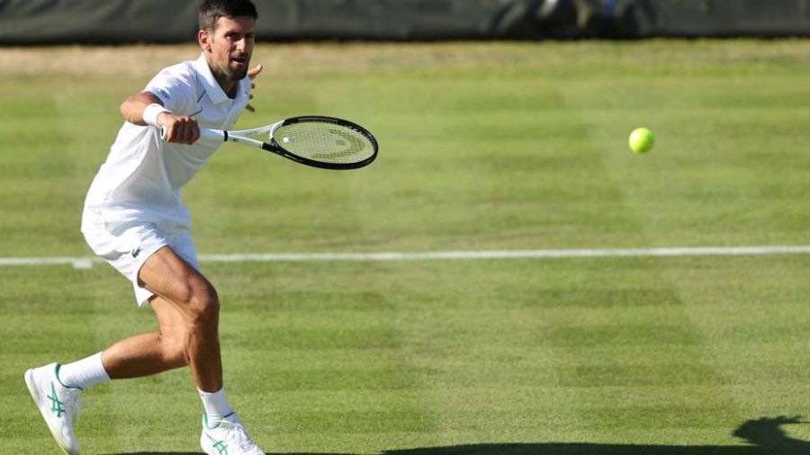Djokovic reverdit à Wimbledon après un an de déceptions
