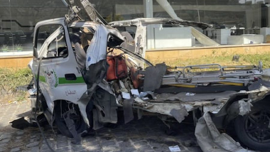 Israël ordonne des évacuations à Baalbeck et au sud; des équipes de secours ciblées