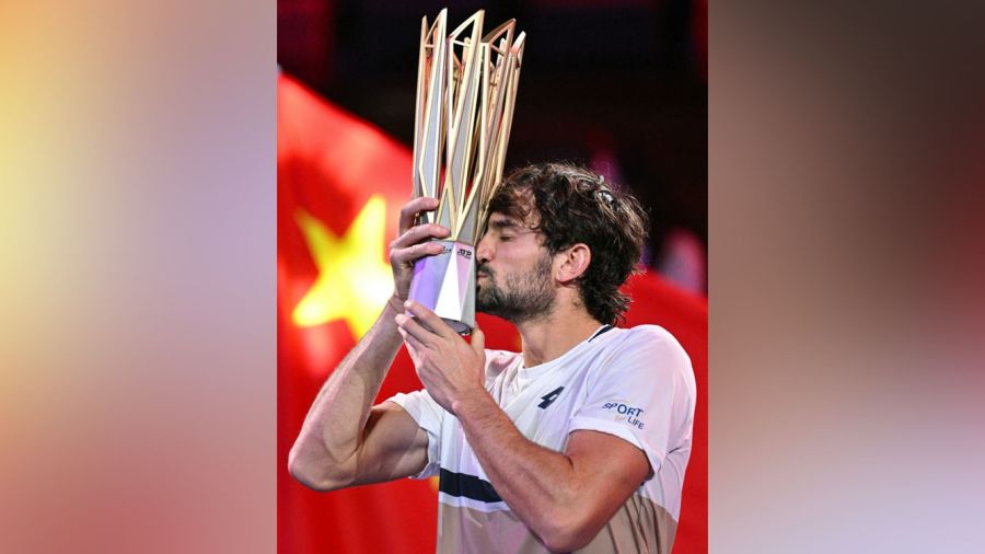 Tennis: le 204e mondial Valentin Vacherot gagne le Masters 1000 de Shanghai