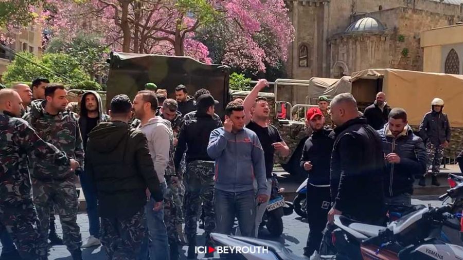 Pompiers en colère : manifestation dans le centre-ville.