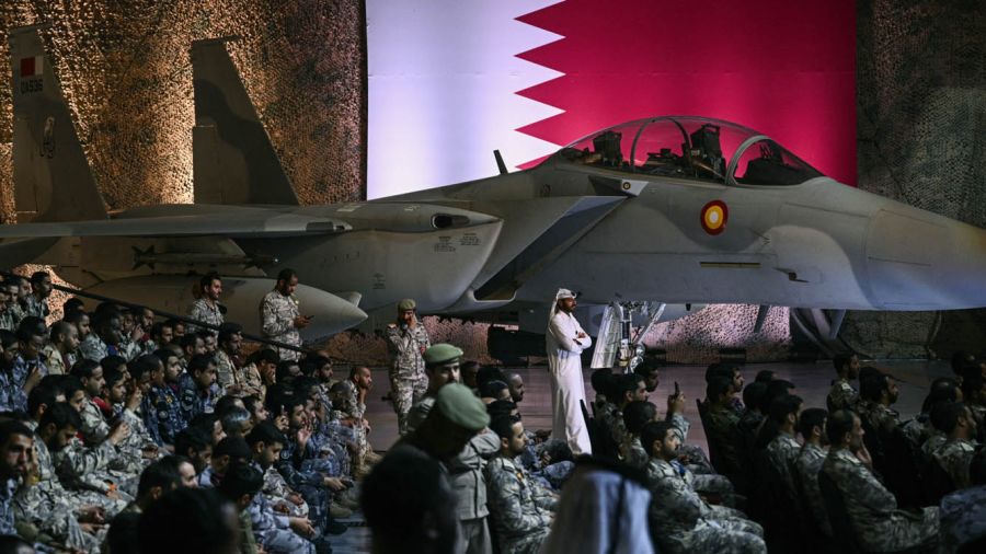 Face aux menaces de l'Iran, les États-Unis retirent du personnel du Qatar