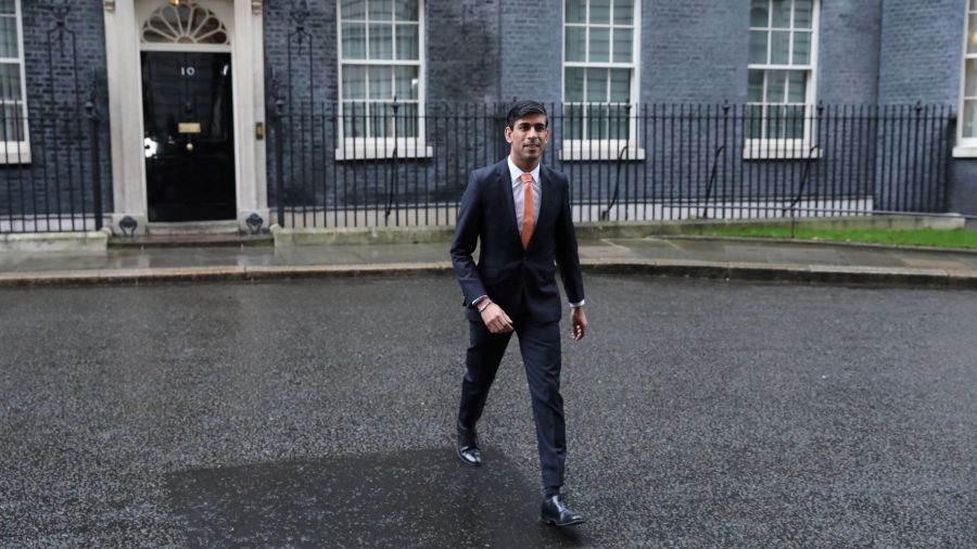 Rishi Sunak, nouveau Premier ministre d'une Grande-Bretagne en crise