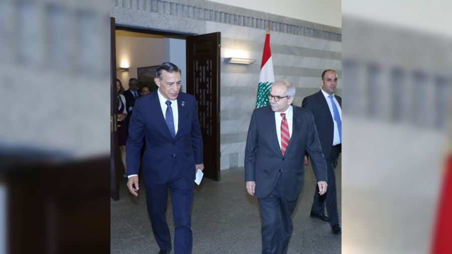 Issa salue une «nouvelle ère» pour le Liban 