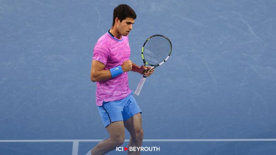 Tennis: Swiatek et Gauff éliminées, Alcaraz poursuit sa route