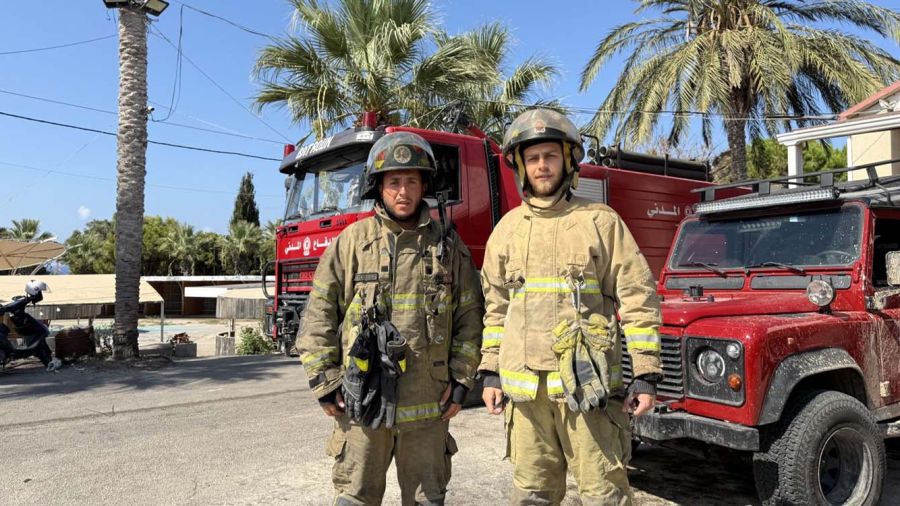 Pompiers du Liban: au cœur des flammes et des épreuves humaines