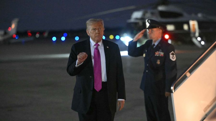 Honneurs royaux et fractures: la visite très attendue de Donald Trump à Londres
