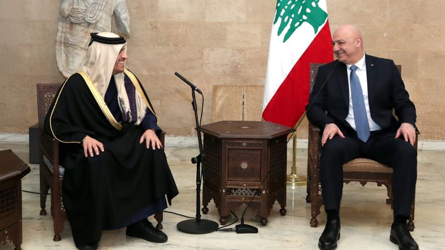 Le Premier ministre qatari appelle à l'application de la 1701