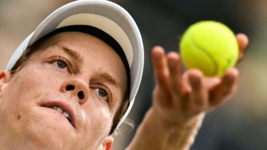 Wimbledon: Alcaraz et Sinner se rapprochent d'un duel