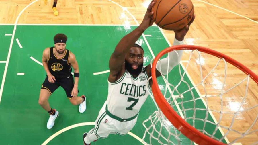 Les Celtics reprennent l'avantage au forceps face aux Warriors