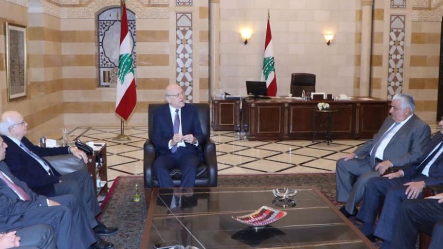 Mikati donne la priorité à l'enseignement public
