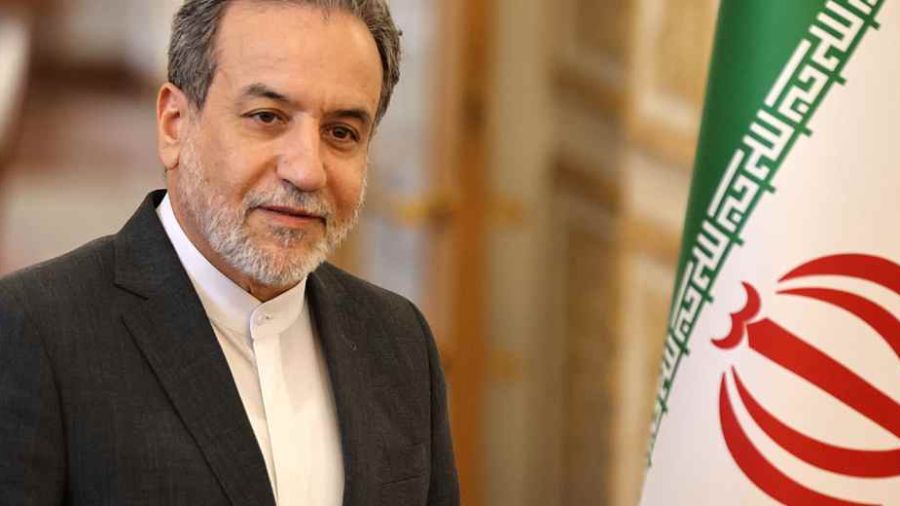 L’Iran a frappé Israël sans avertir les États-Unis et appelle à la non-intervention