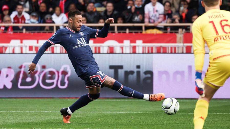 Neymar veut rester au Paris SG malgré les rumeurs