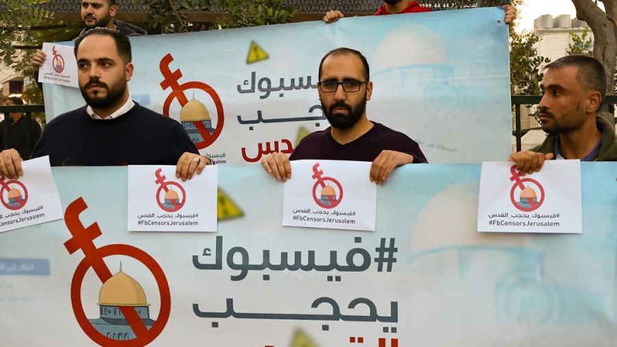 Des internautes palestiniens vent debout contre la \