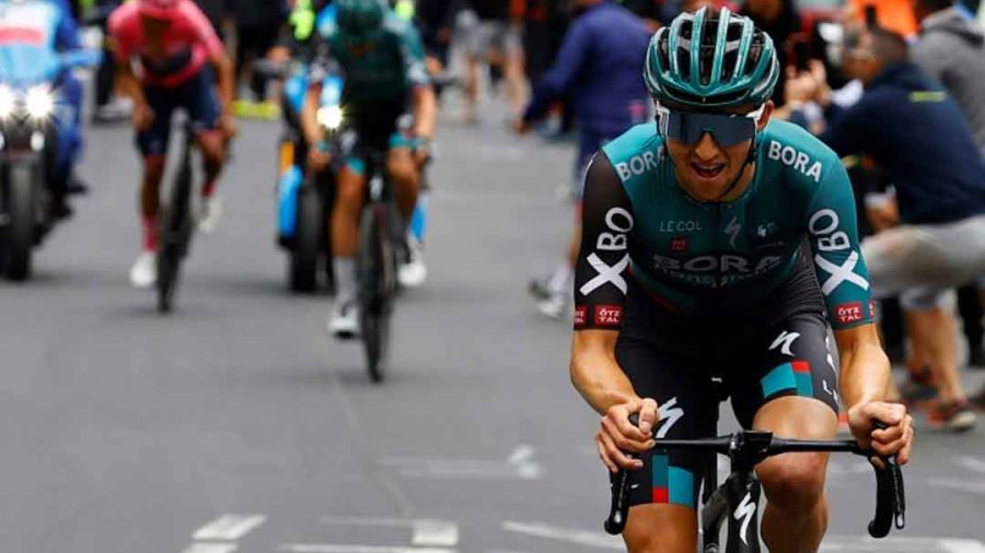 Giro: Hindley détrône Carapaz dans les Dolomites