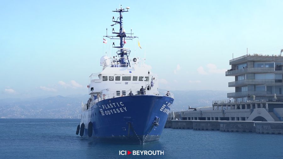 À Beyrouth, un navire-laboratoire lutte contre la pollution plastique