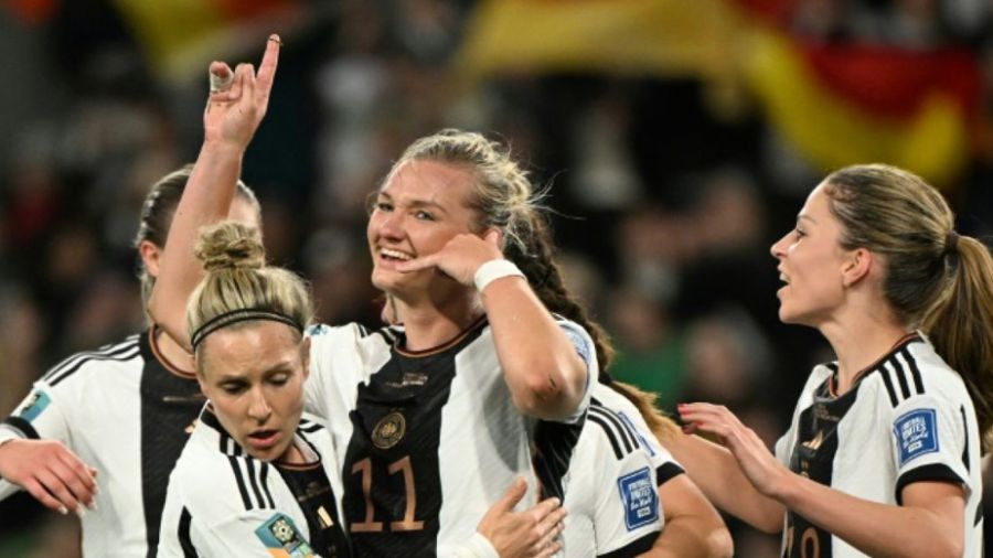 Mondial: l'Allemagne et le Brésil déroulent, l'Italie au bout du suspense