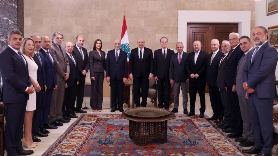 Aoun défend les négociations directes avec Israël et appelle le Hezbollah à coopérer