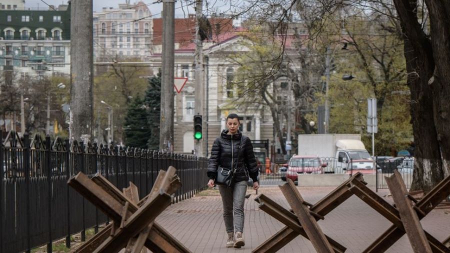 Les bruyants drones iraniens terrorisent Odessa