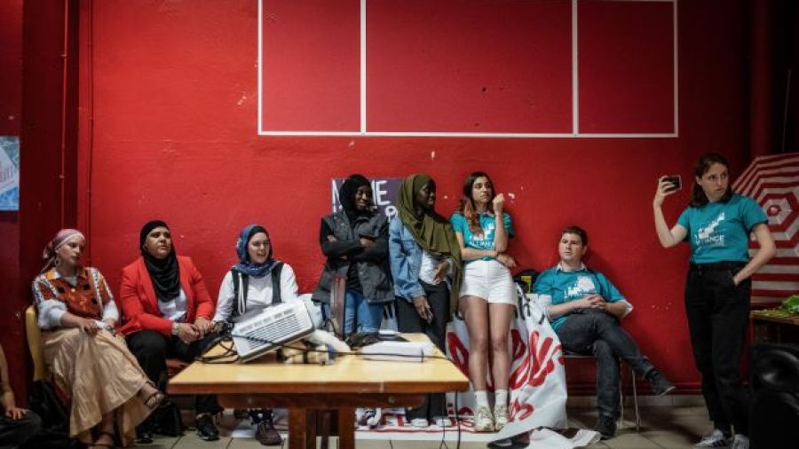Pas de burkini dans les piscines de Grenoble